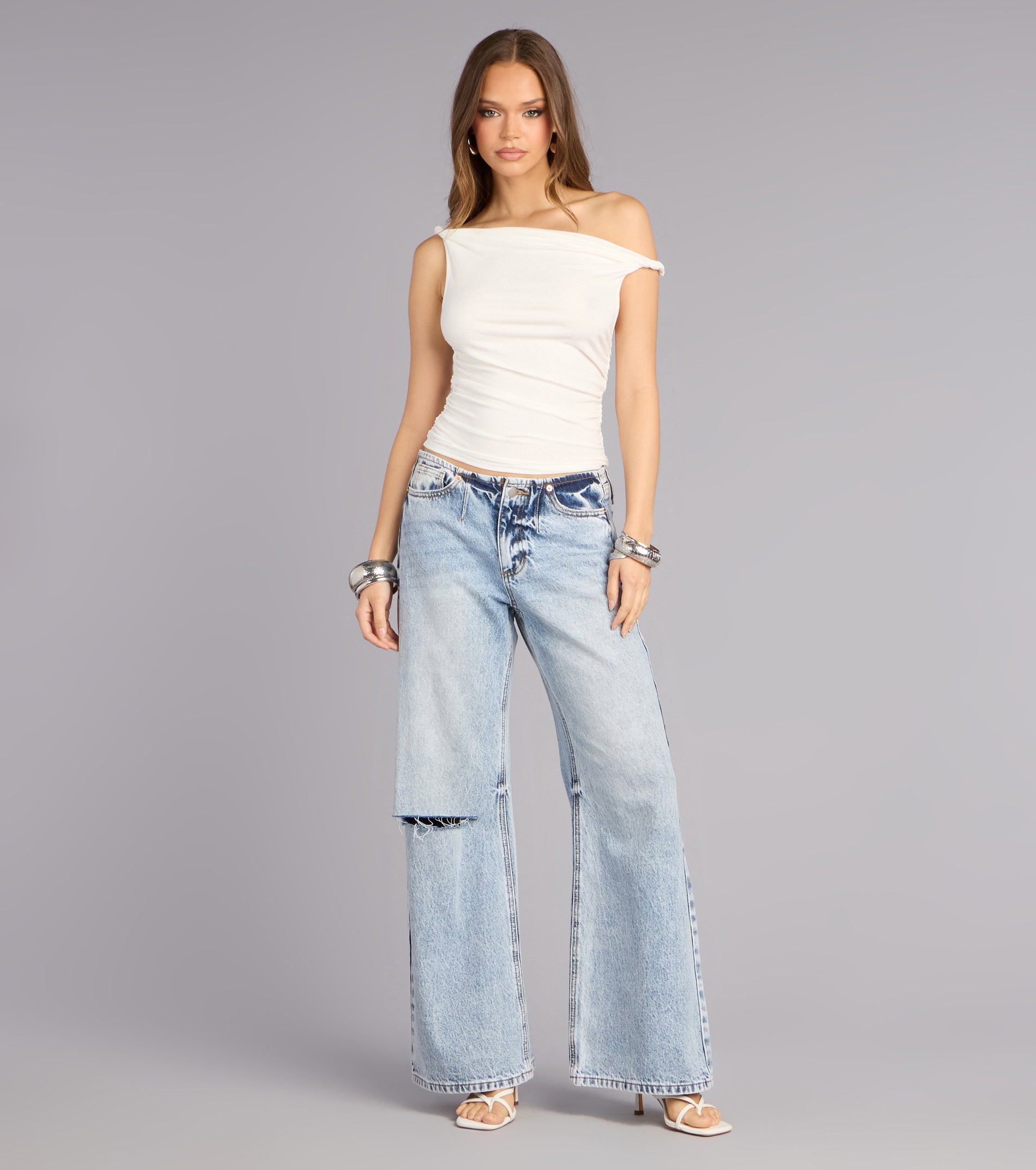 06002-000538_2_WHITE_InstantlyStyledTwistedOneShoulderTop